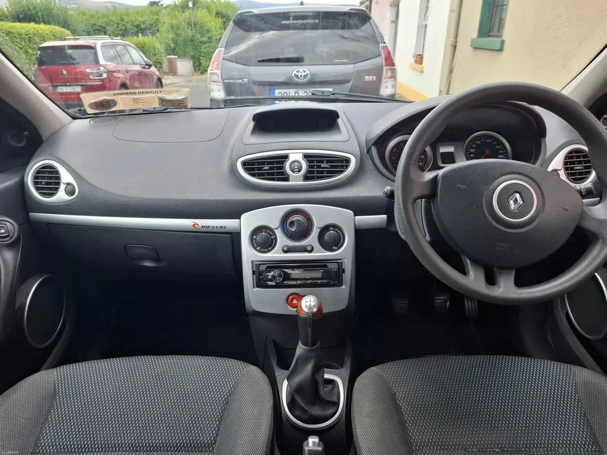 Renault Clio 2009 - Image 5