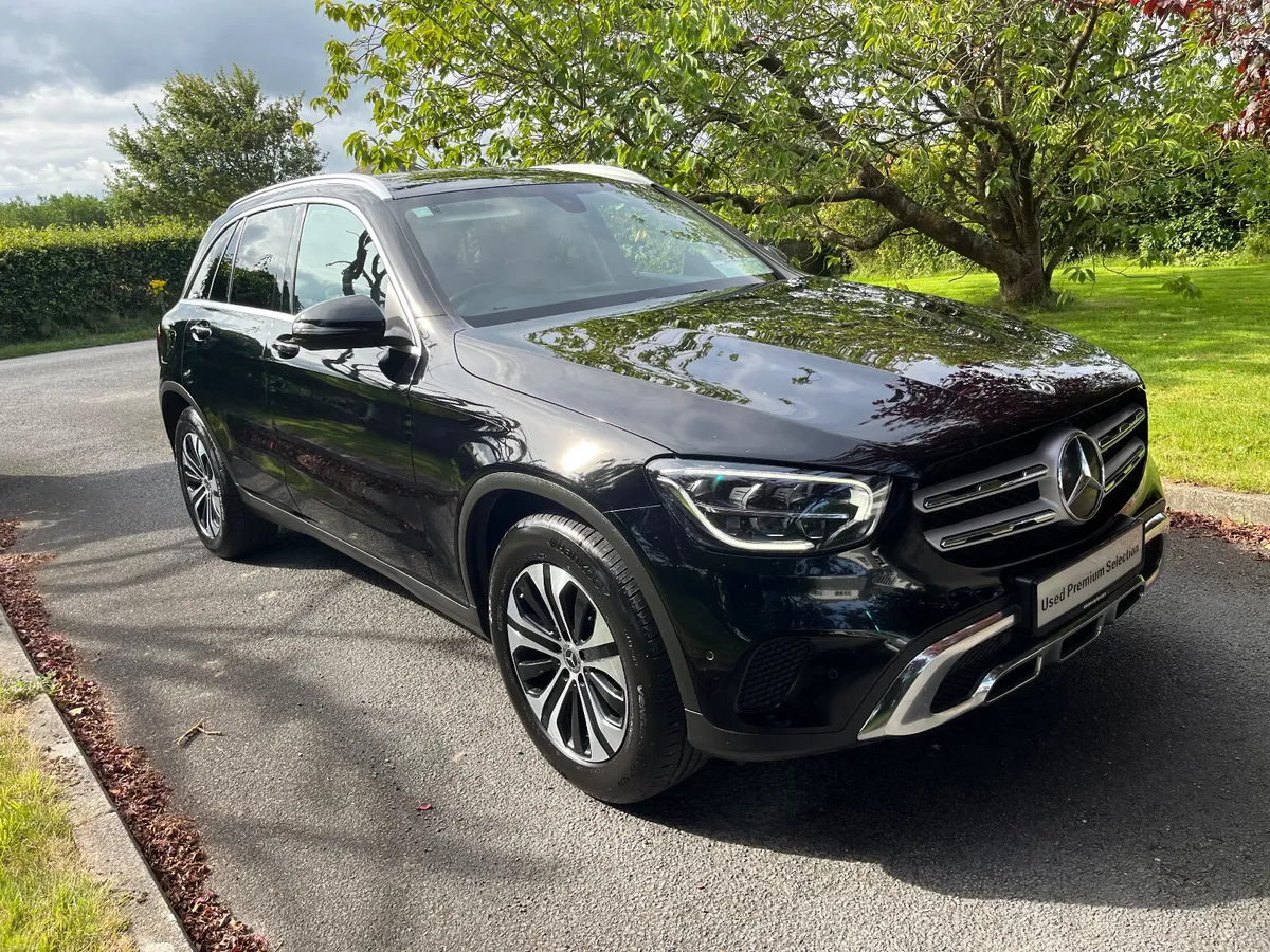 Mercedes-Benz GLC220d  2022 - Image 3