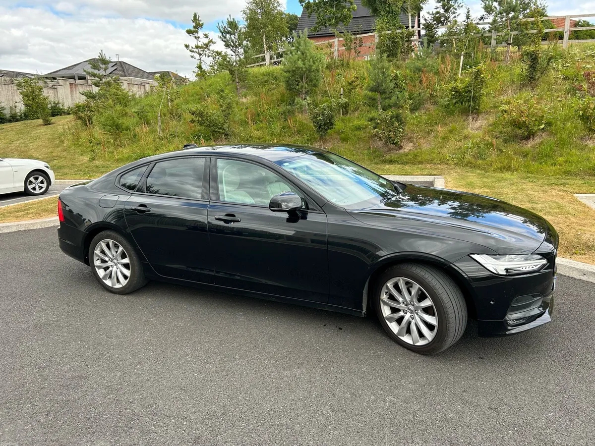 Volvo S90 D3 Momentum Auto (NCT 2028) - Image 5