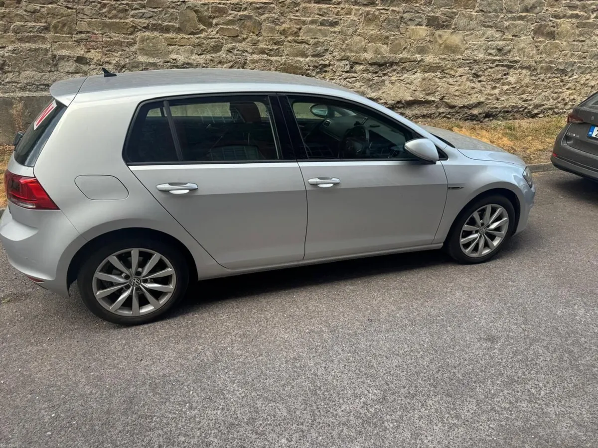 Volkswagen Golf 2016 - Image 2