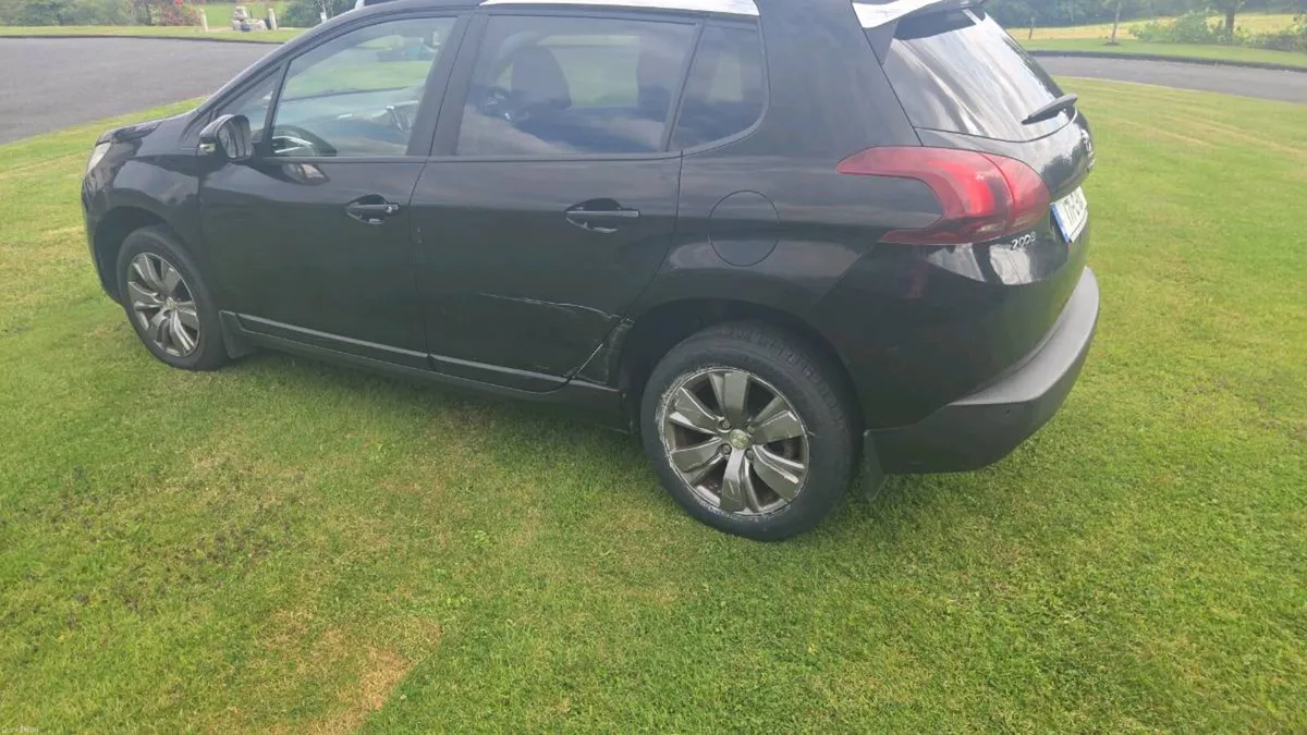 Peugeot 2008 - Image 3