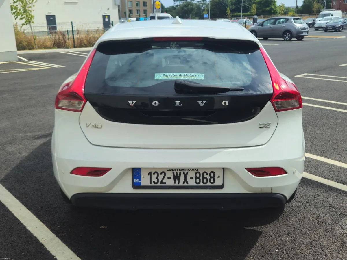 Volvo V40 - 2013 -1.6 Diesel - Image 2