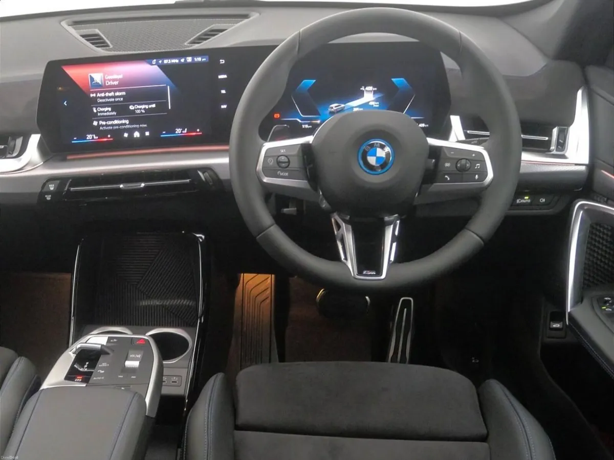 BMW iX1 eDrive20 M Sport - Image 5