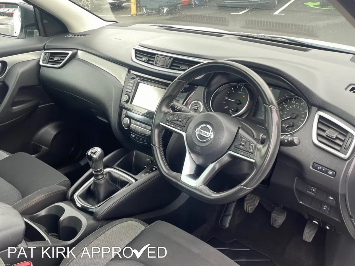 Nissan Qashqai Diesel Hatchback N-Connecta - Image 5
