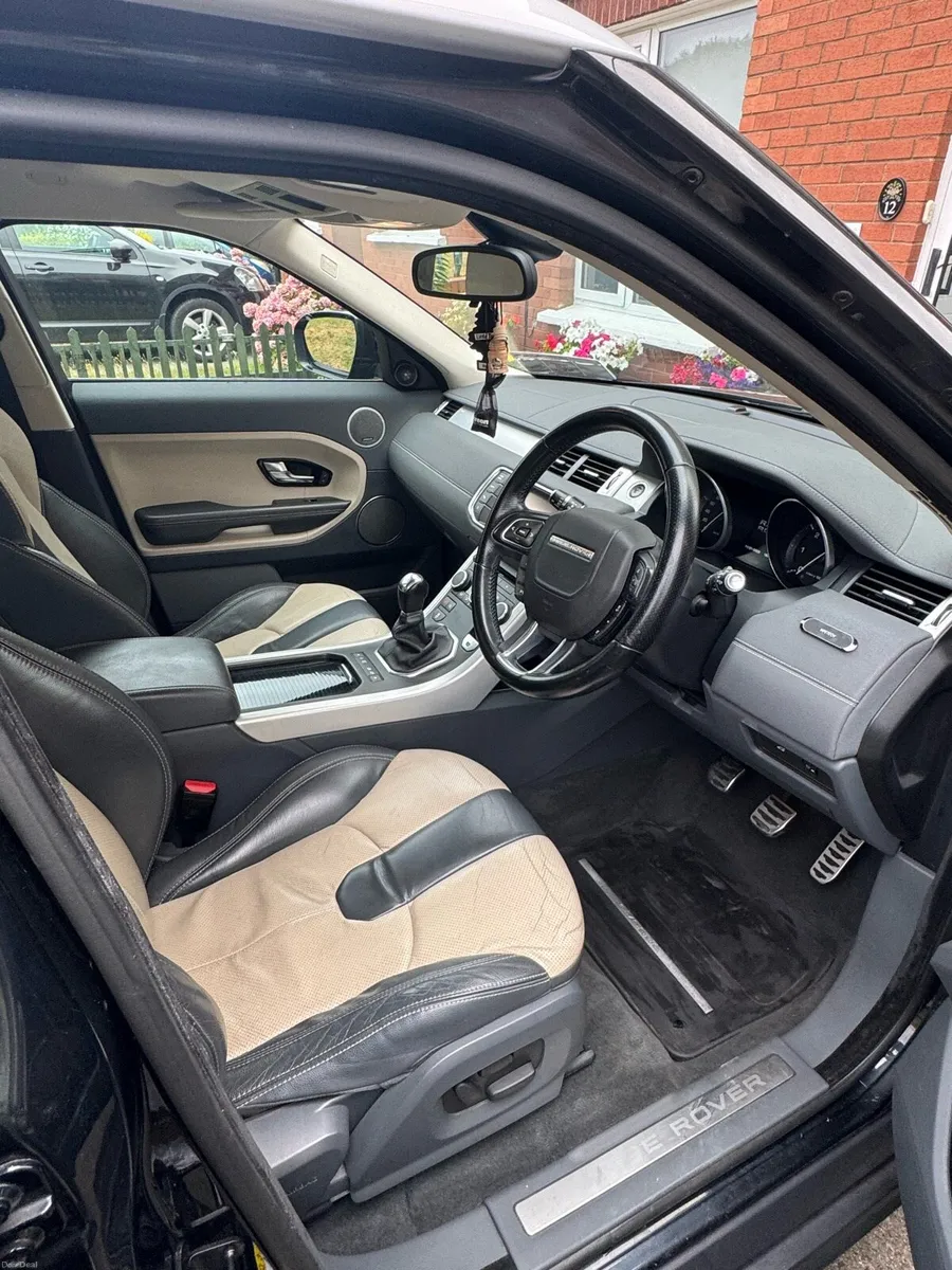 Range Rover evoque - Image 6