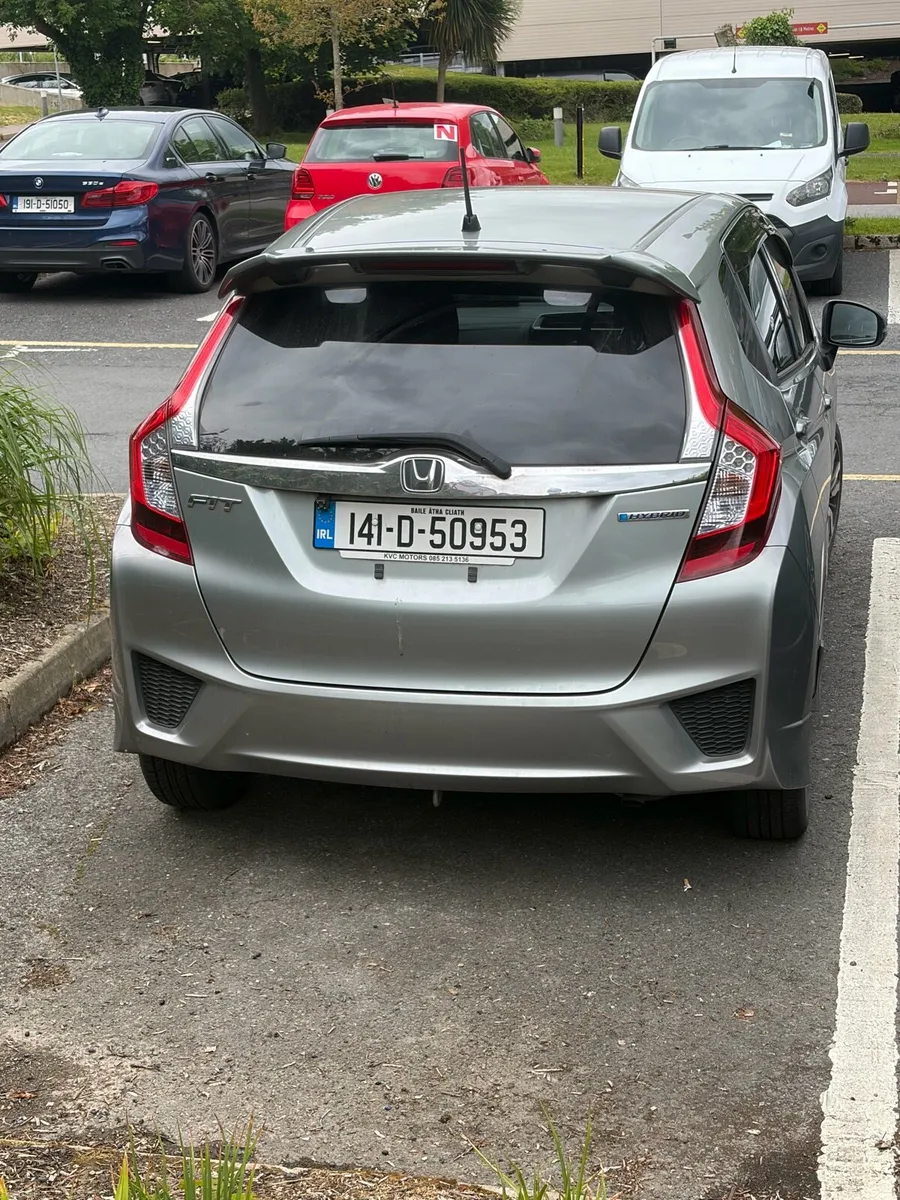 Honda fit hybrid S - Image 4