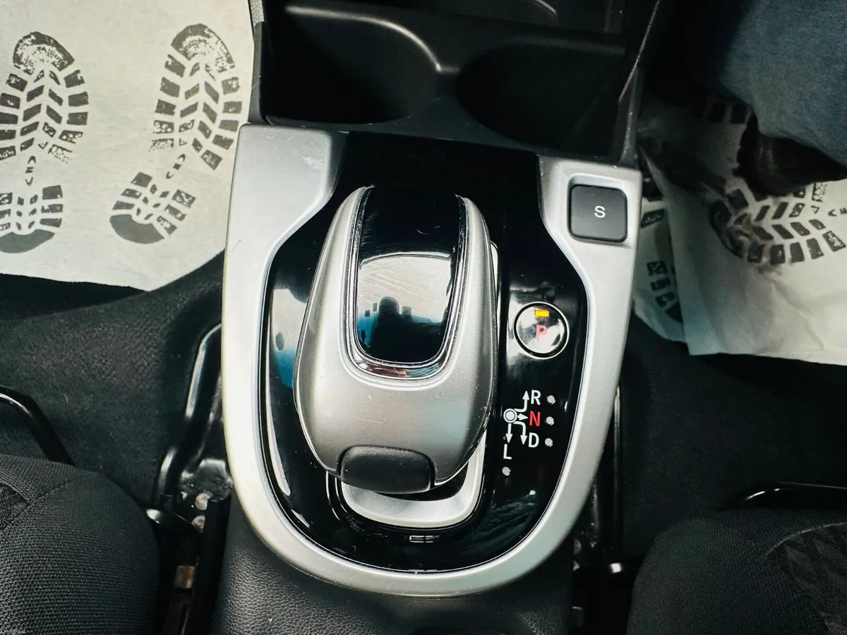 HONDA FIT 2019 52K KM WITH CRUISE CONTROL - Image 6