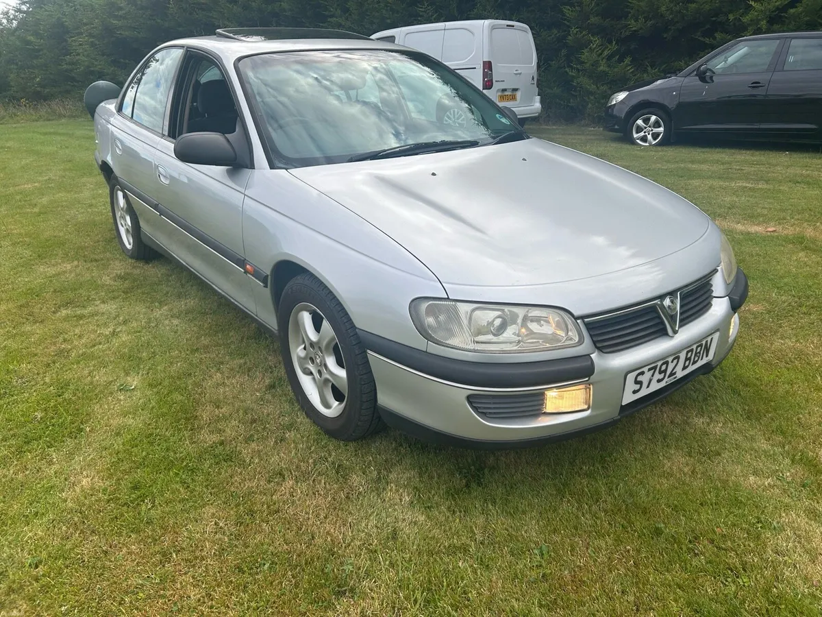 Vauxhall Omega 2.5 manual - Image 2