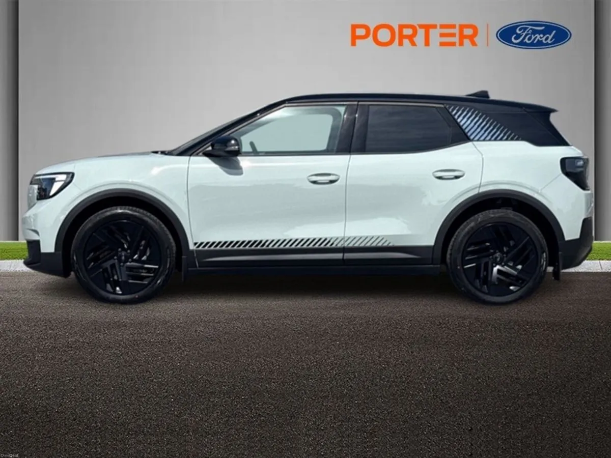 Ford Explorer *COLLECTION EDITION* - Image 6