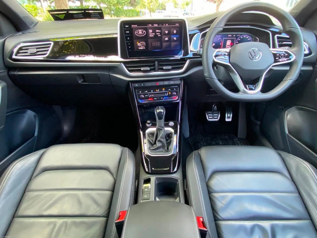 Volkswagen T-Roc R-LINE BLACK LEATHER 2.0 TDI AUTO - Image 2