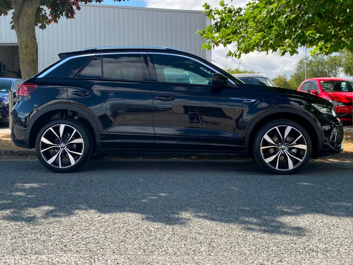 Volkswagen T-Roc R-LINE BLACK LEATHER 2.0 TDI AUTO - Image 5