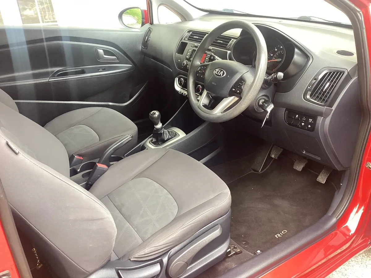 2015 kia Rio 1.2  79,000  miles - Image 5