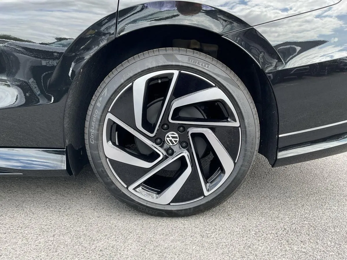 Volkswagen ID.7 TOURER *DEMO* - Image 5