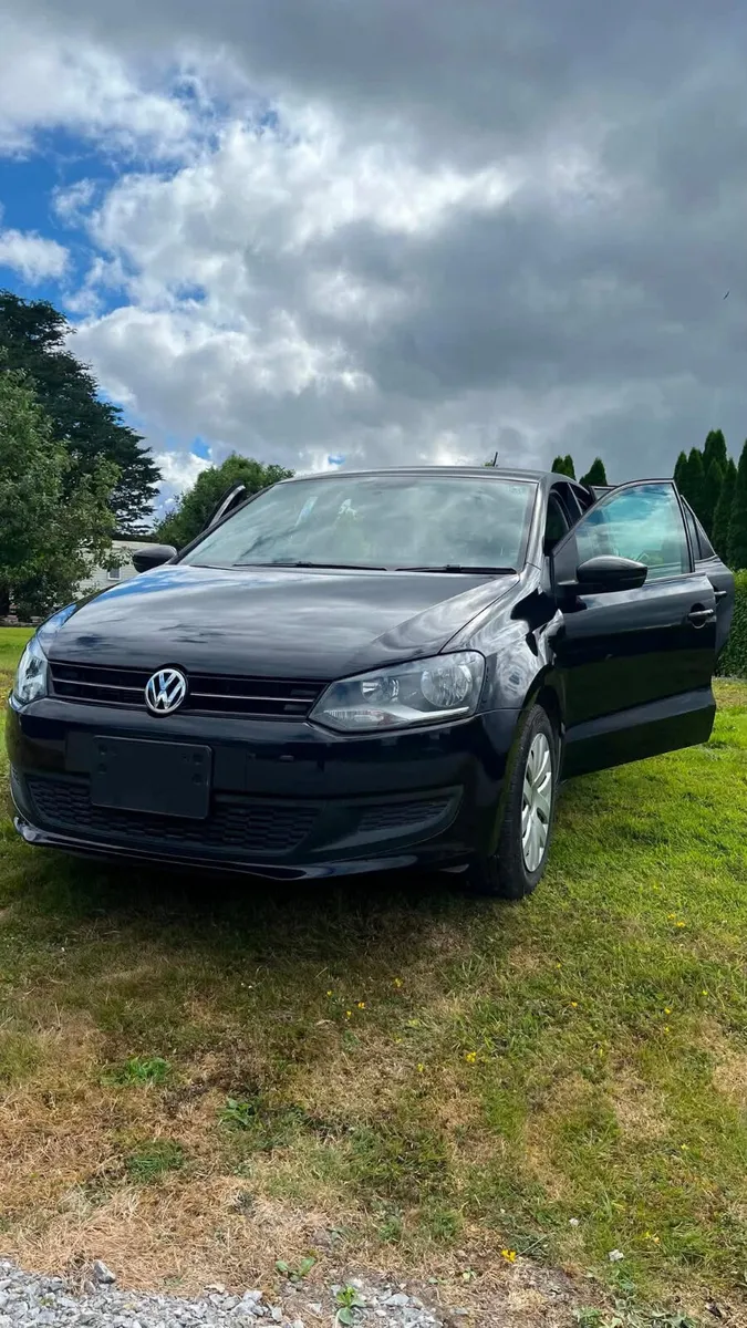 VOLKSWAGON POLO 1.2 PETROL DSG AUTOMATIC 2014 - Image 5