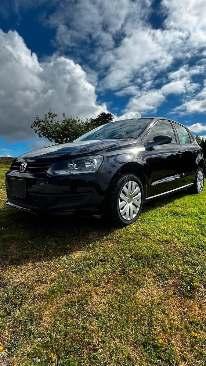VOLKSWAGON POLO 1.2 PETROL DSG AUTOMATIC 2014 - Image 2
