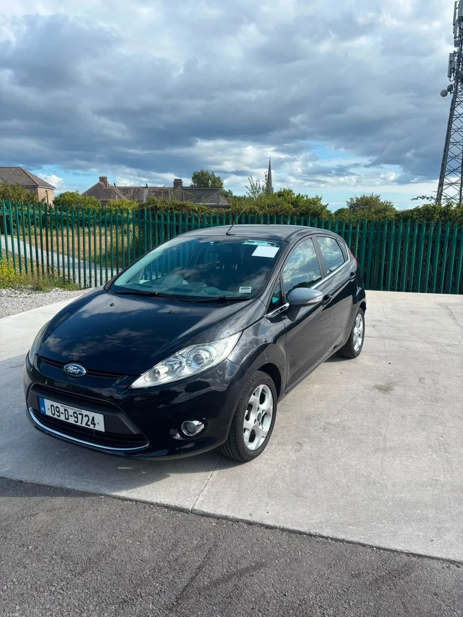 Ford Fiesta 2009 - Image 1