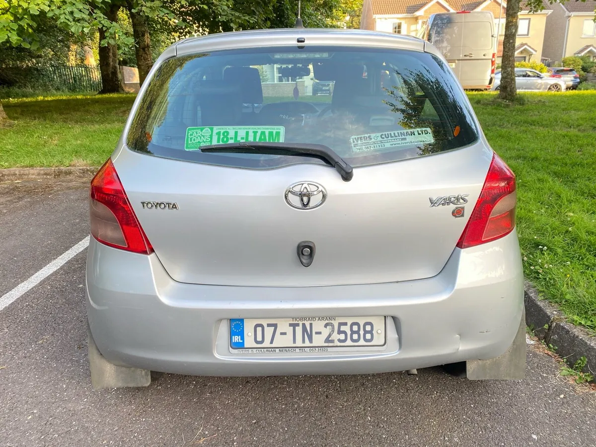 Toyota Yaris - Image 2