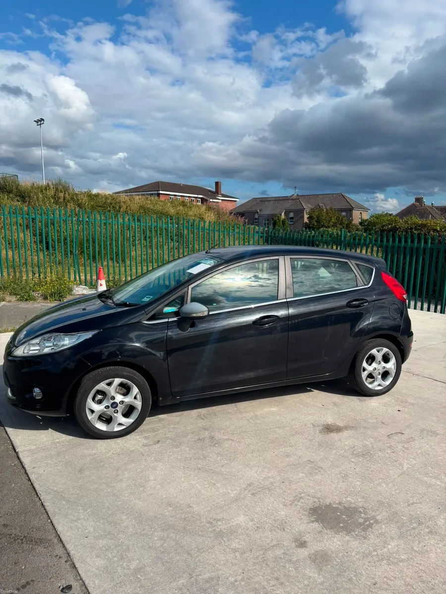 Ford Fiesta 2009 - Image 3