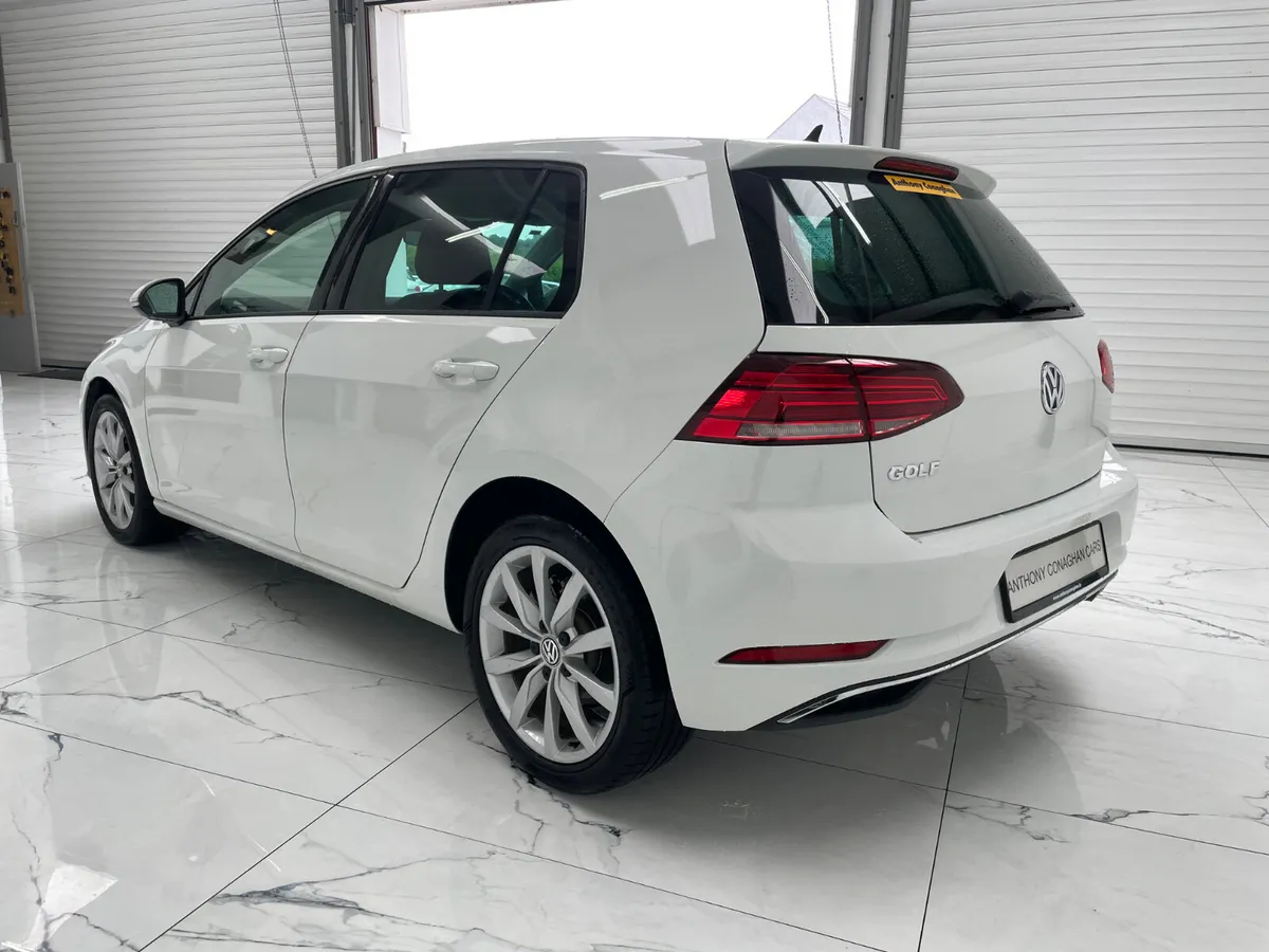 2019 Volkswagen Golf - Image 5