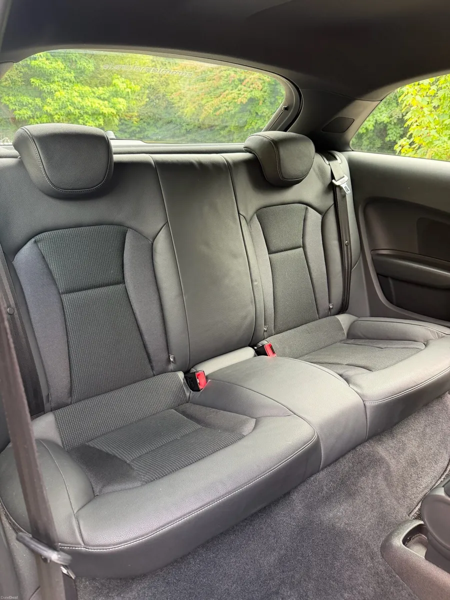 Audi A1 TFSI SLINE STRONIC - Image 6