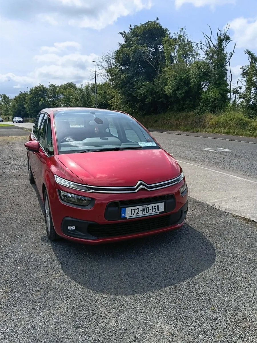 2017 (172) Citroen Grand C4Picasso Automatic - Image 1