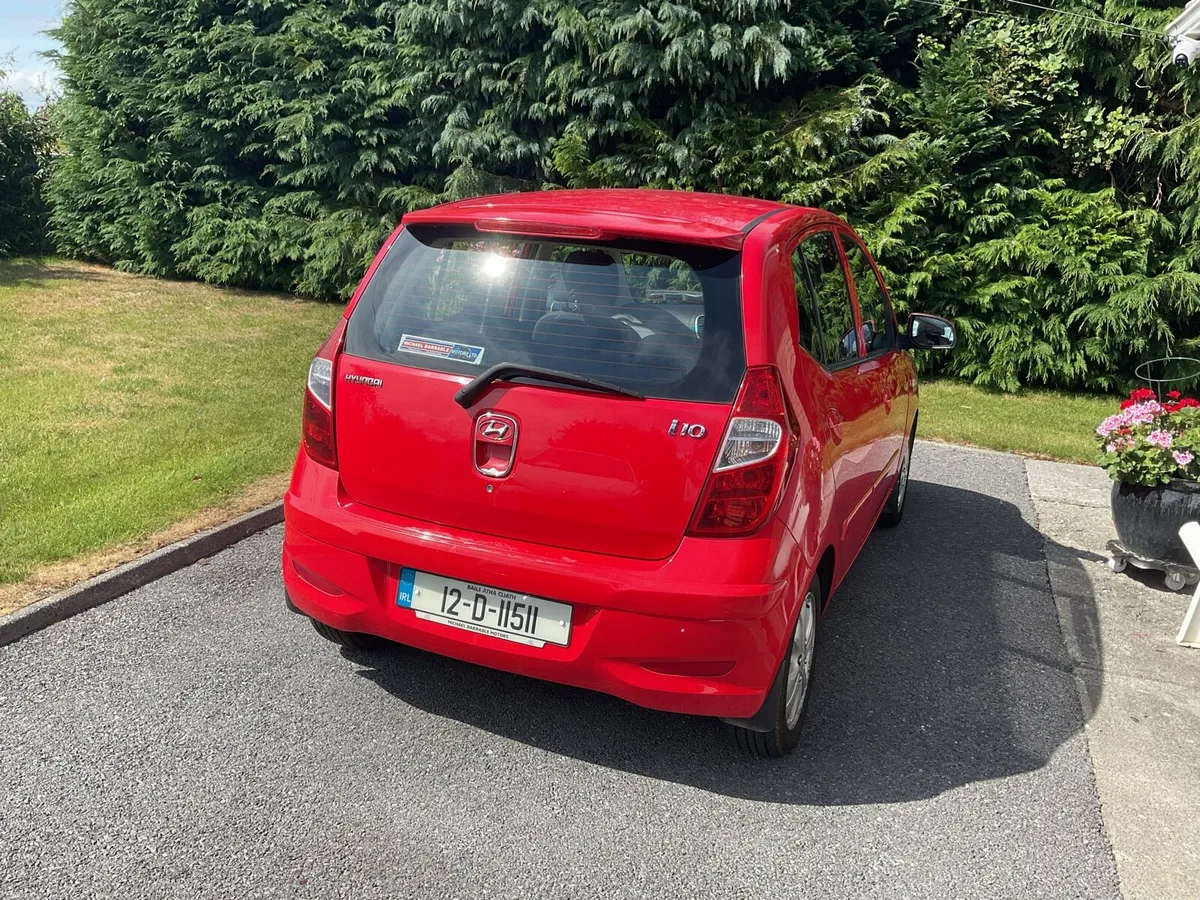 Car - Image 3