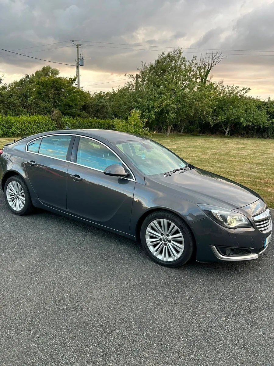 141 Opel Insignia Elite 2.0 Diesel - Image 1