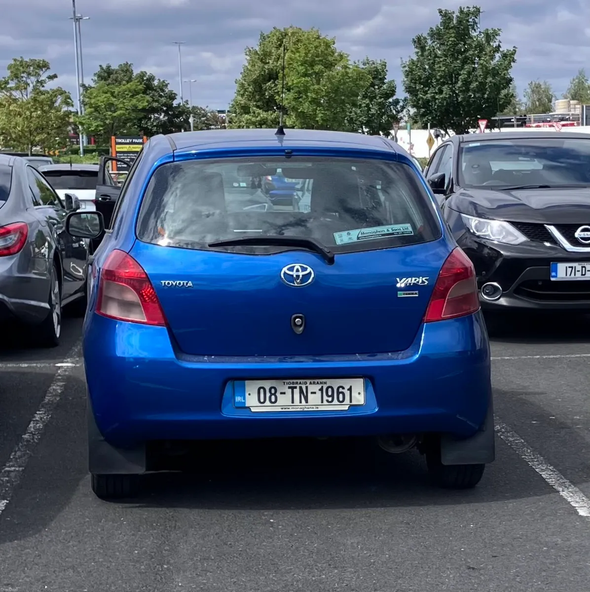 Car - Image 1