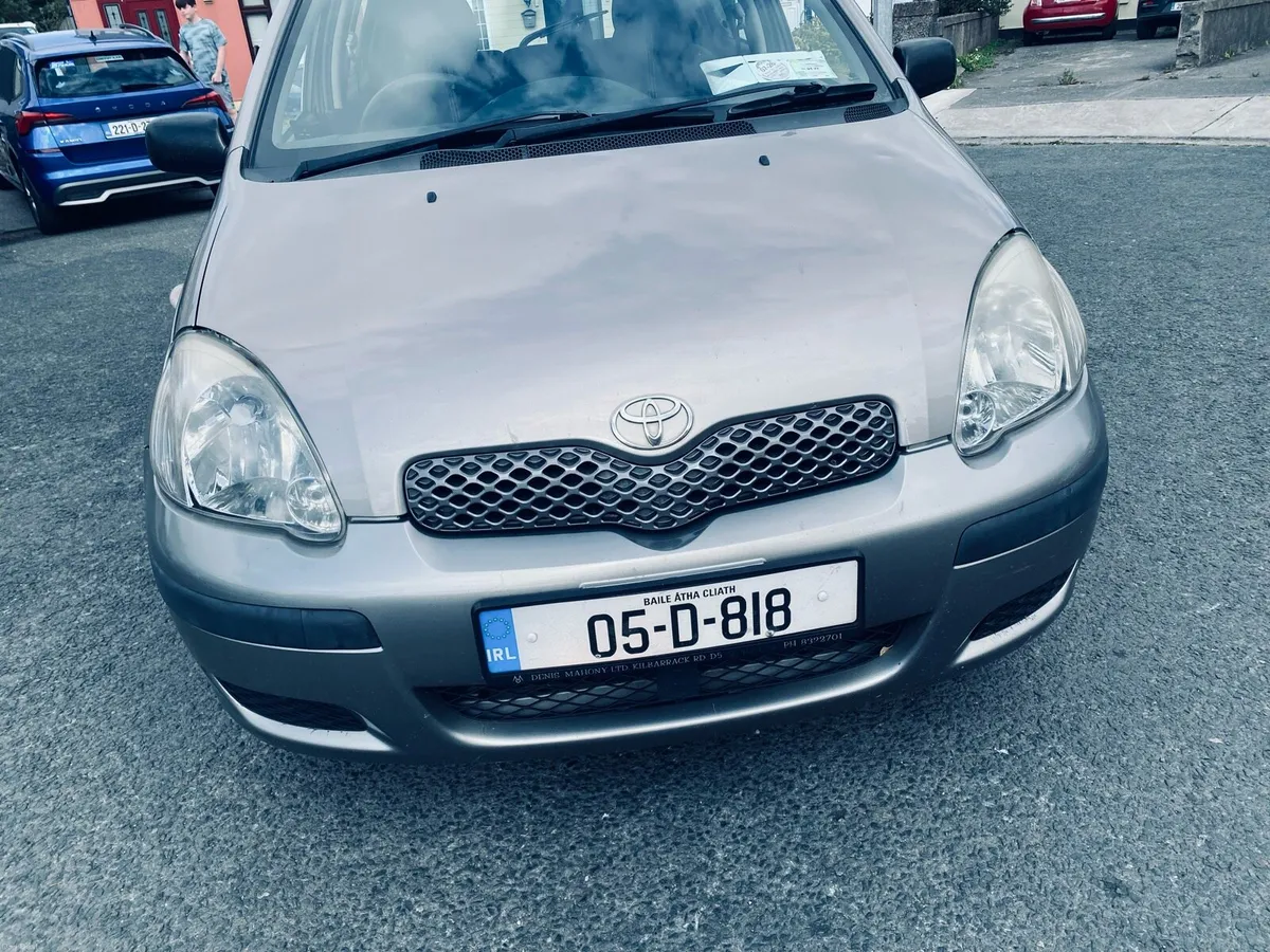 Toyota Yaris - Image 5