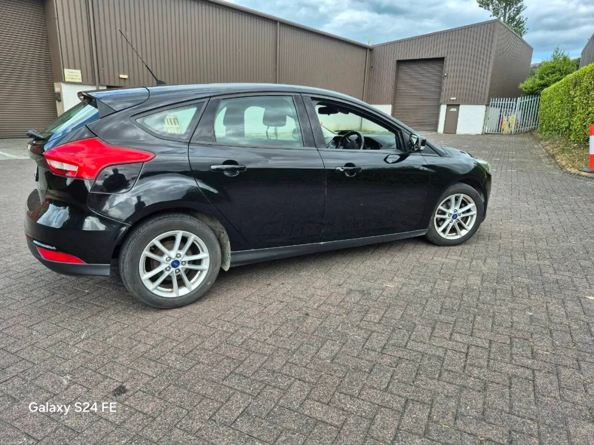 Car - Image 4
