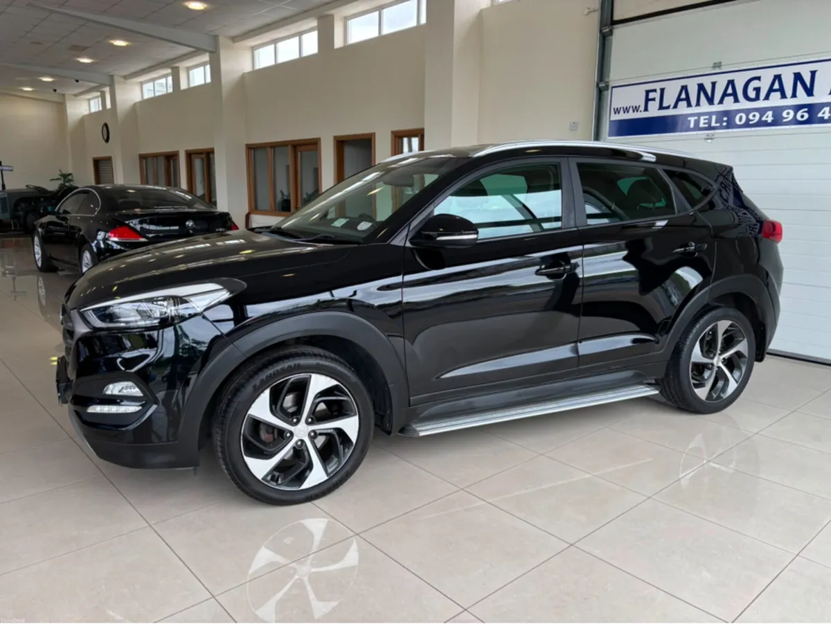 Hyundai Tucson 1.7 DIESEL EXECUTIVE SE 5 DOOR  LEA - Image 3