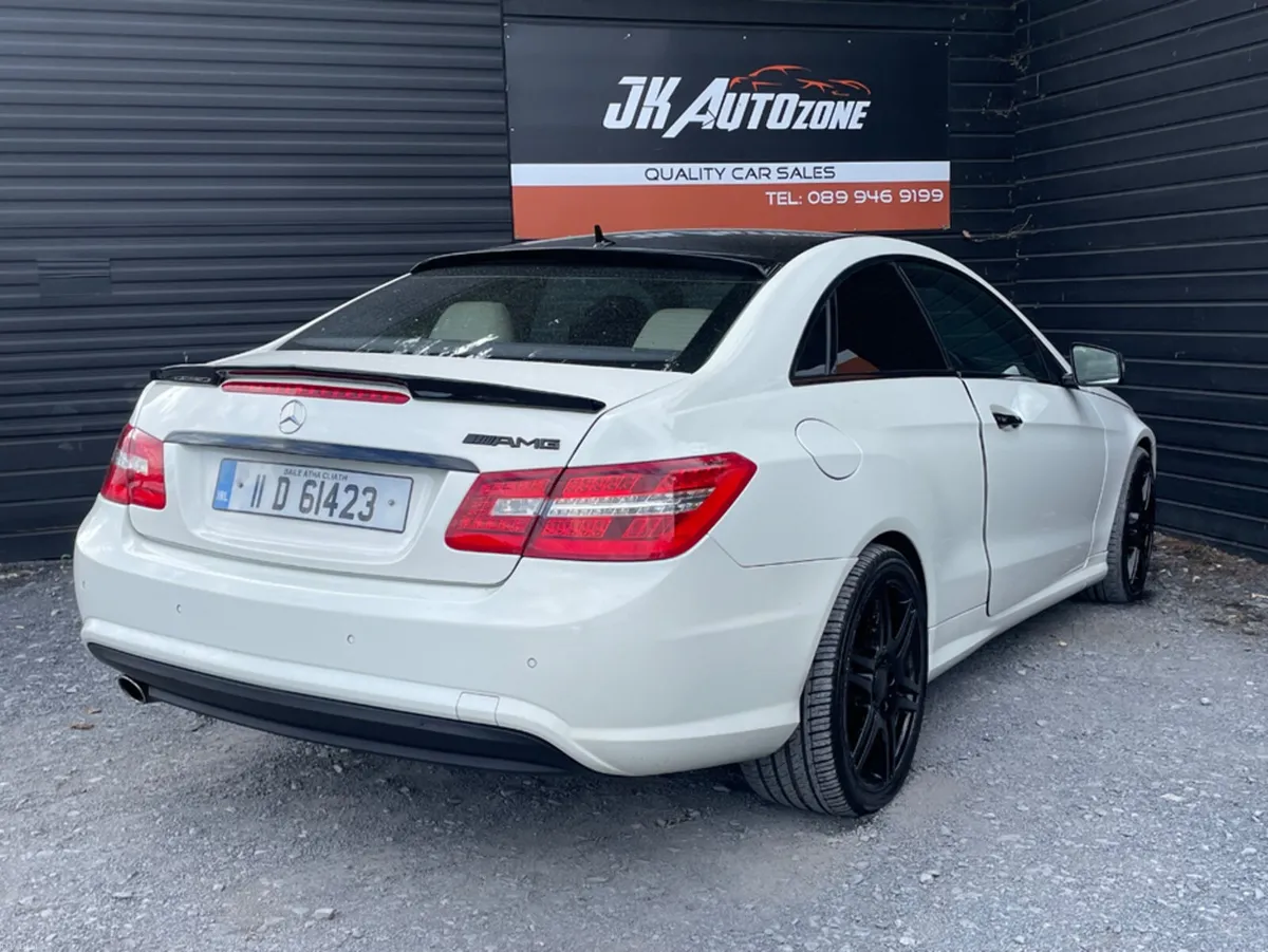 Mercedes-Benz E-Class E SERIES CDI BLUE EFFICIENCY - Image 4