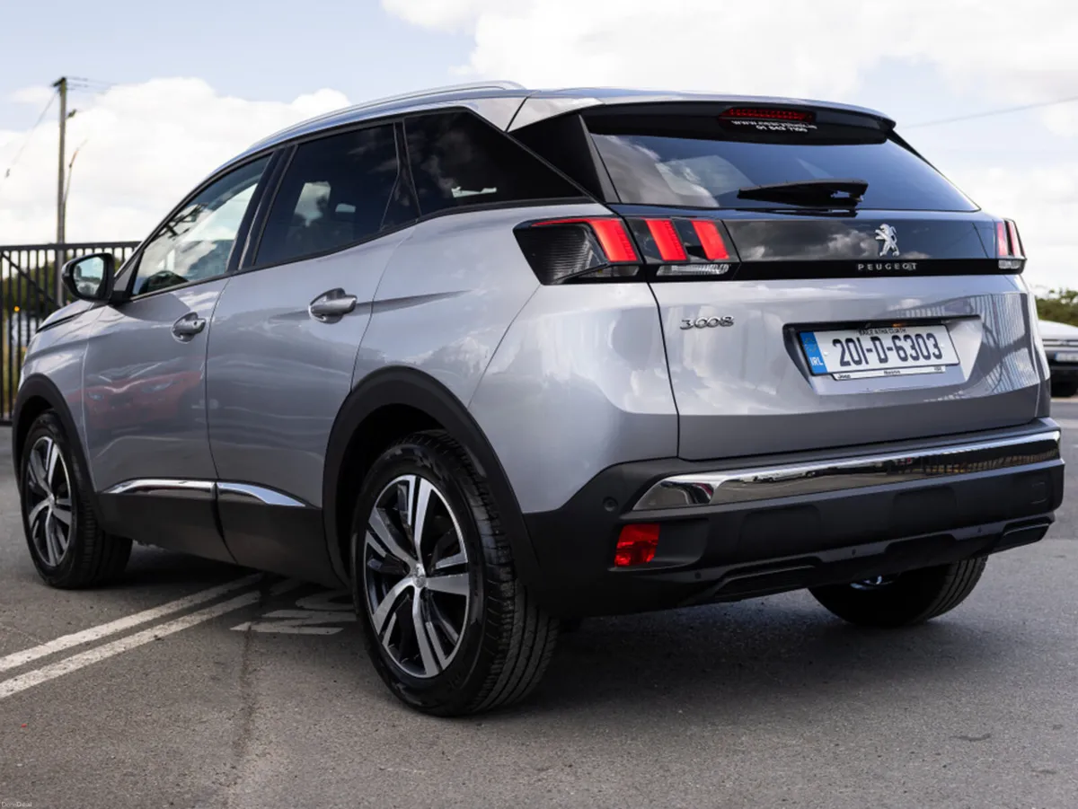 Peugeot 3008 ALLURE 1.5 HDI 130 AUTO 6 6.2 4DR - Image 6