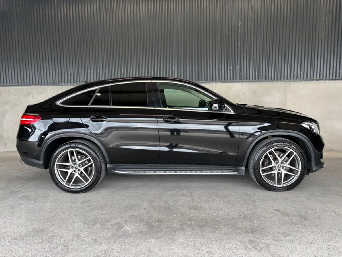 Mercedes-Benz GLE MERCEDES BENZ GLE 350 D 4MATIC 5 - Image 3