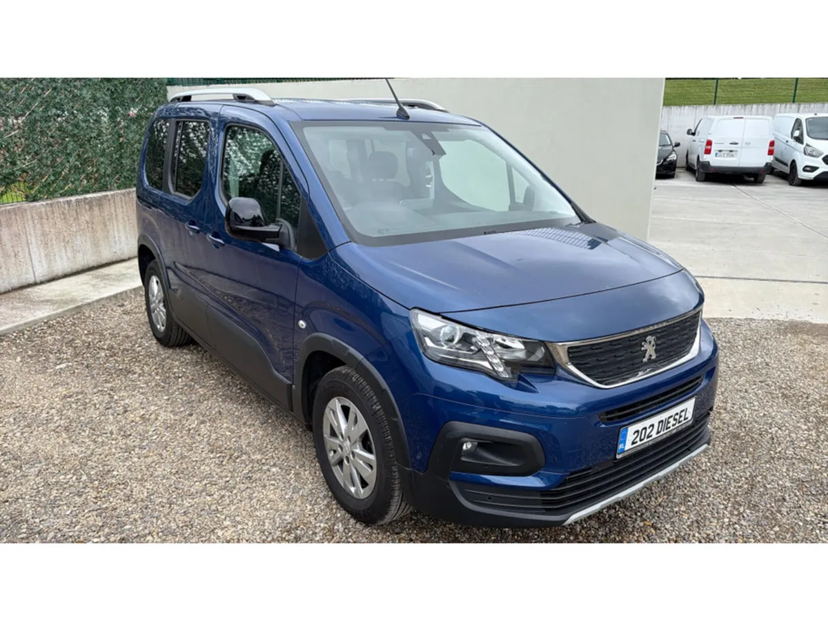 Peugeot Rifter 1.5 ALLURE - Image 1