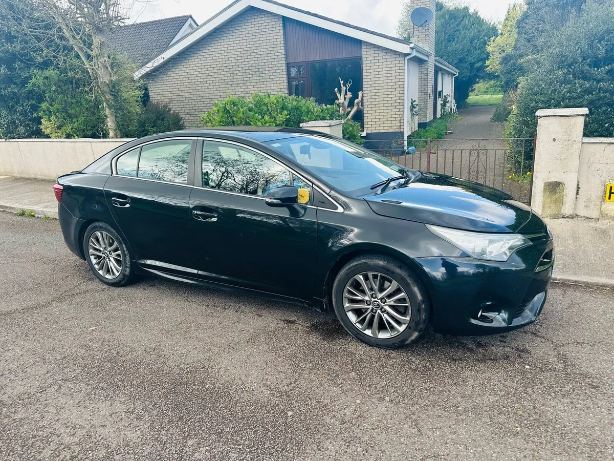 Toyota Avensis 2016 - Image 2