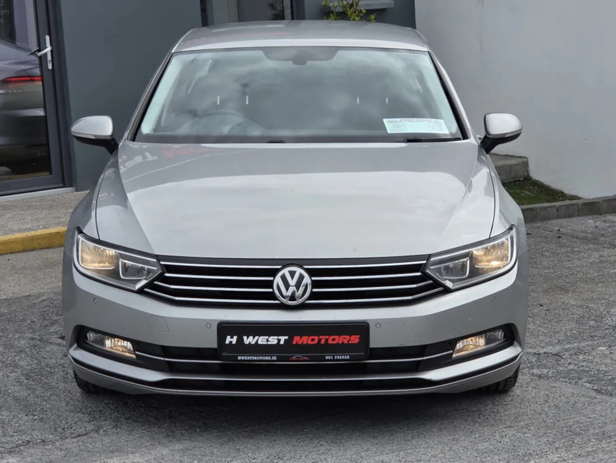 Volkswagen Passat COMFORTLINE 1.6 TDI MANUAL 6SPEE - Image 5