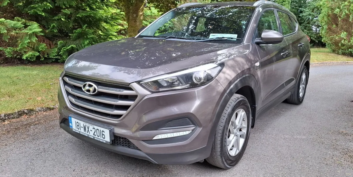 18 Hyundai Tucson,  FSH , NCT 3/28 - Image 3