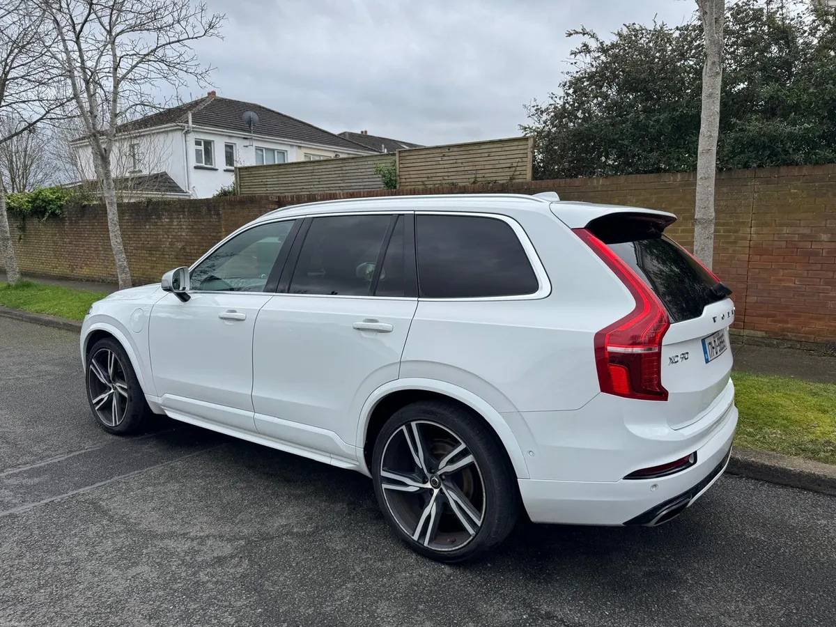 Volvo xc90 t8 r design - Image 2