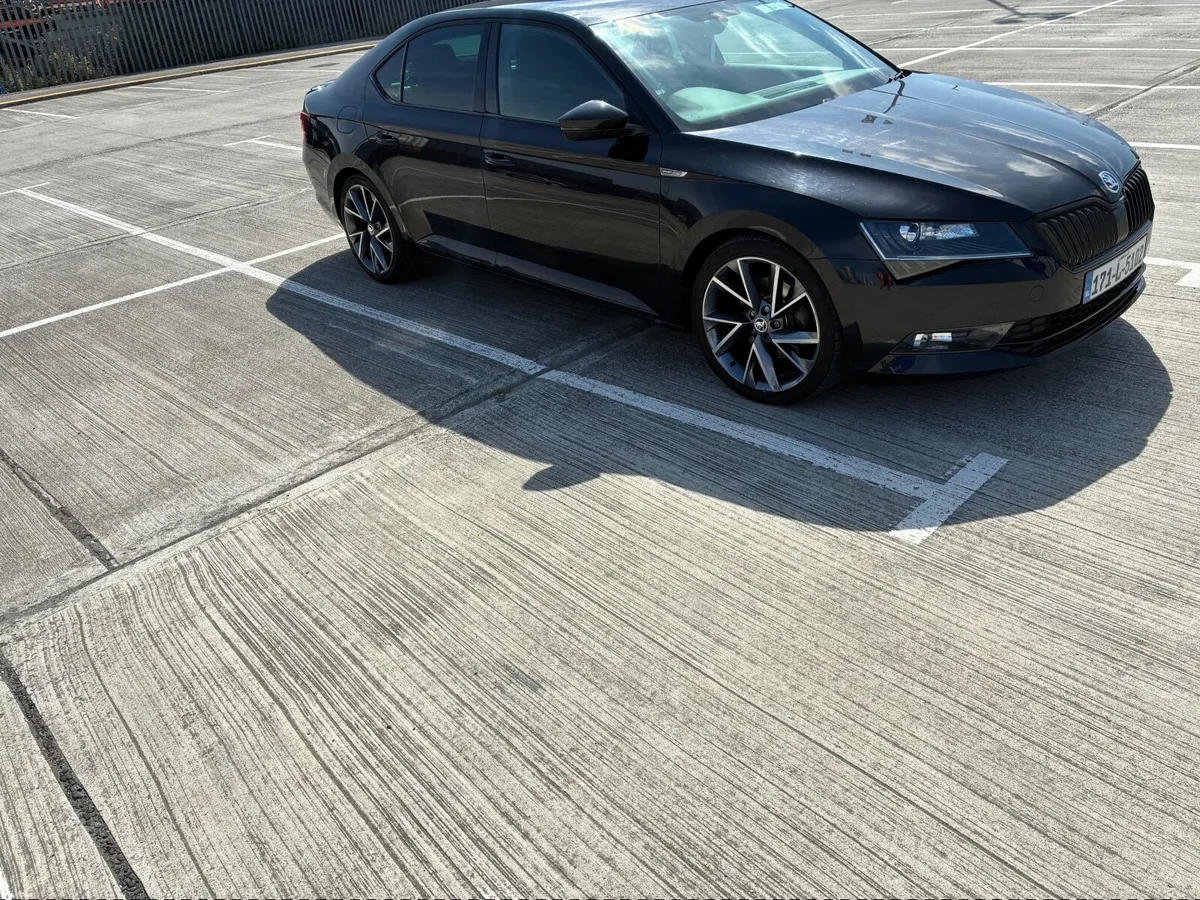 Skoda Superb 2017 - Image 6