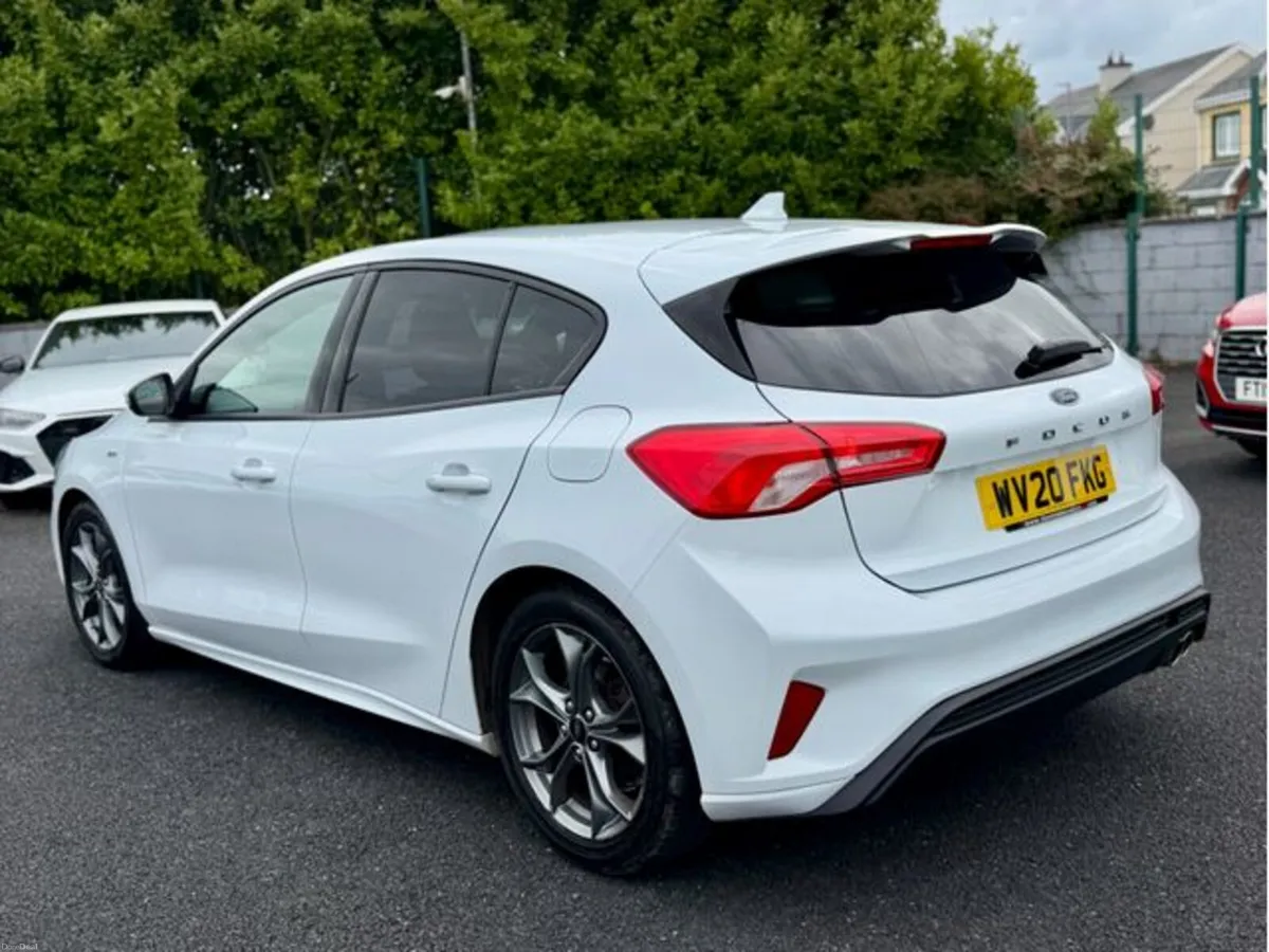 Ford Focus ST-LINE TDCI - Image 5