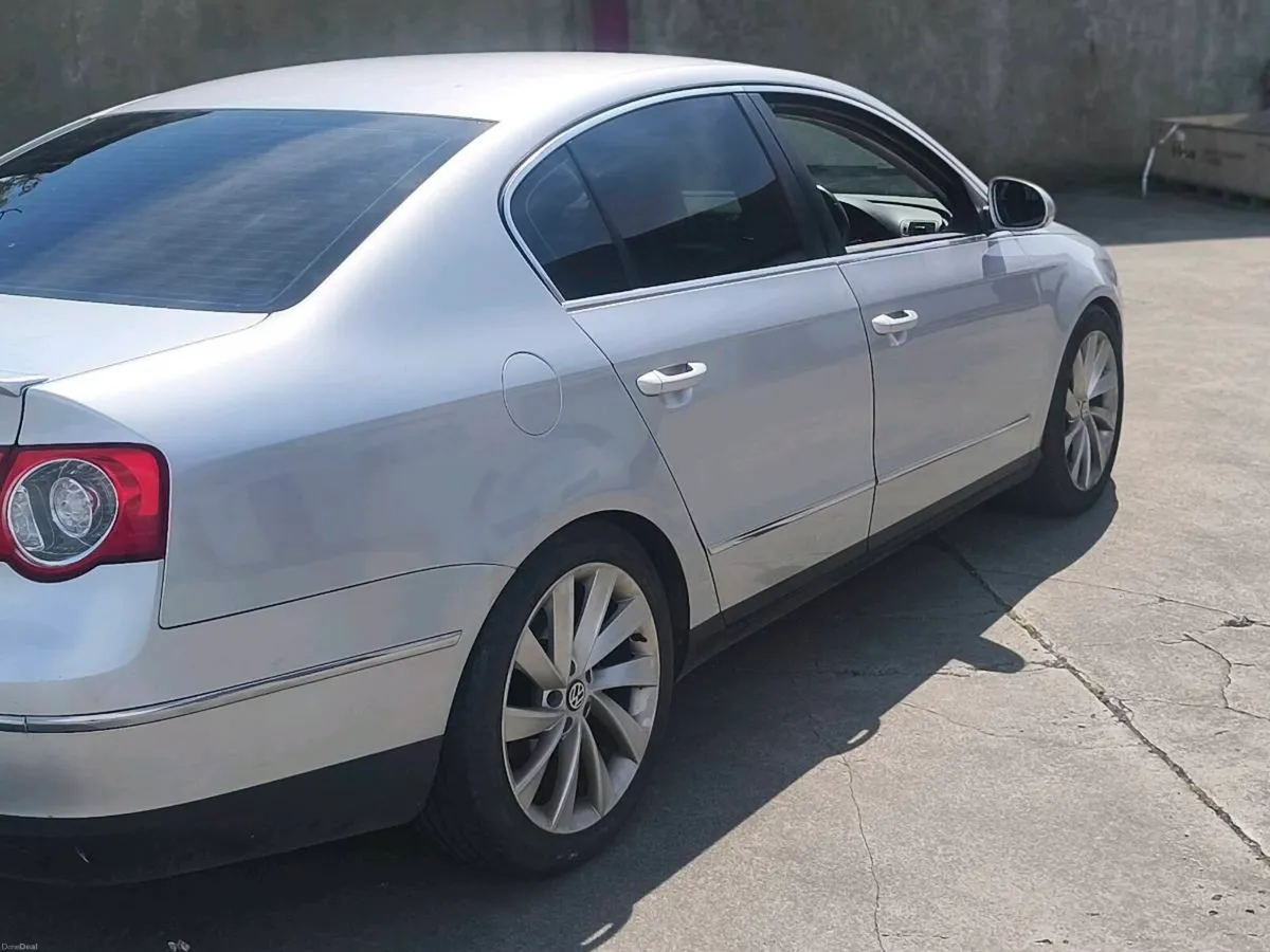 2010 VW PASSAT ,,,, FULL SERVICE HISTORY - Image 3