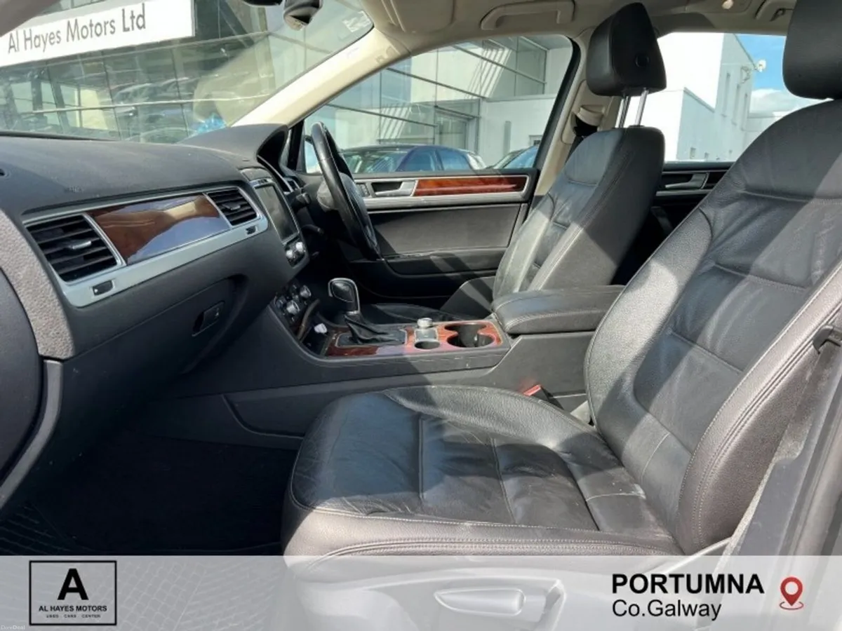 Volkswagen Touareg 3.0 TDI V6 BMT 262HP *PRICE+VAT - Image 3