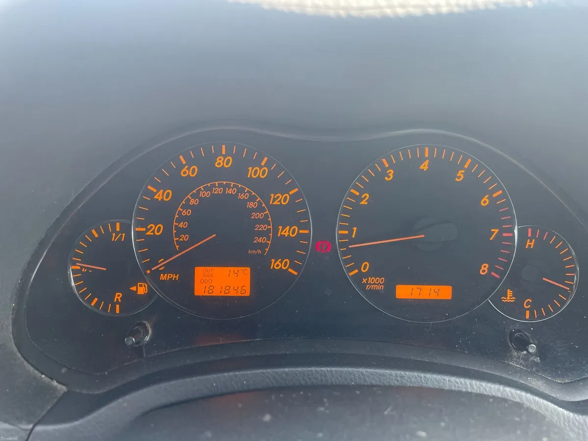 Toyota Avensis 2004 - Image 3