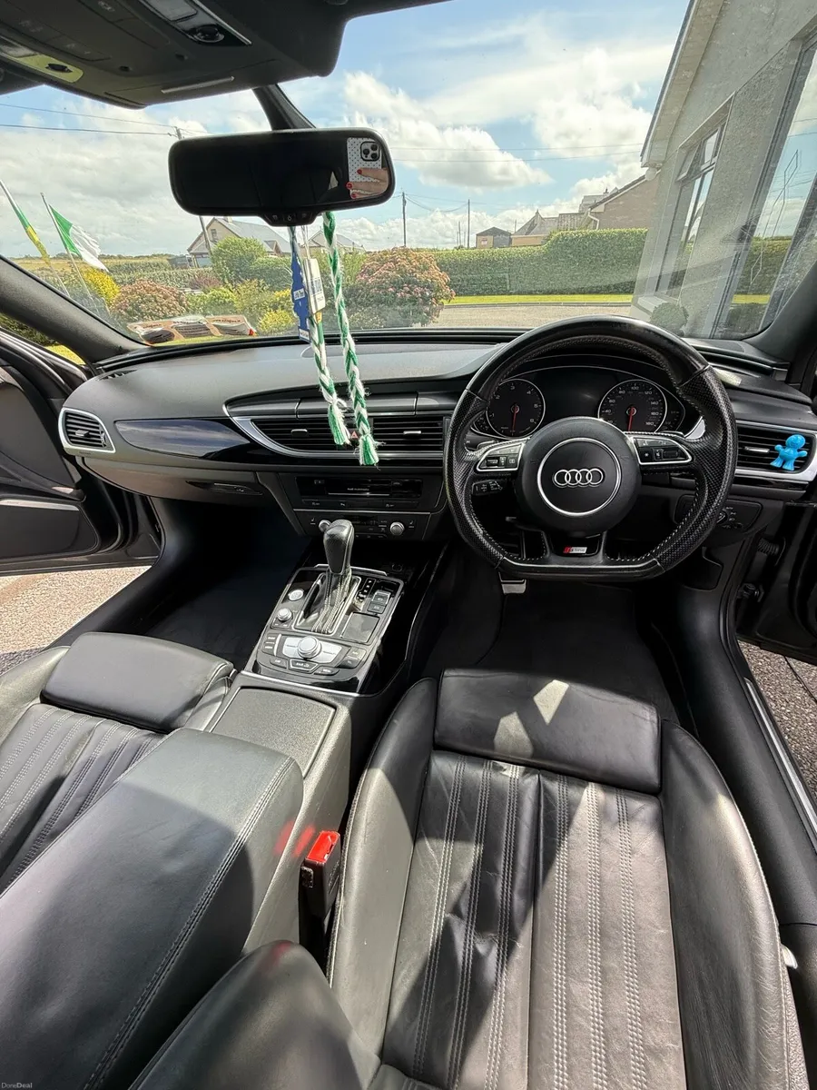 2017 Audi A6  S-Line Auto Black Edition - Image 3