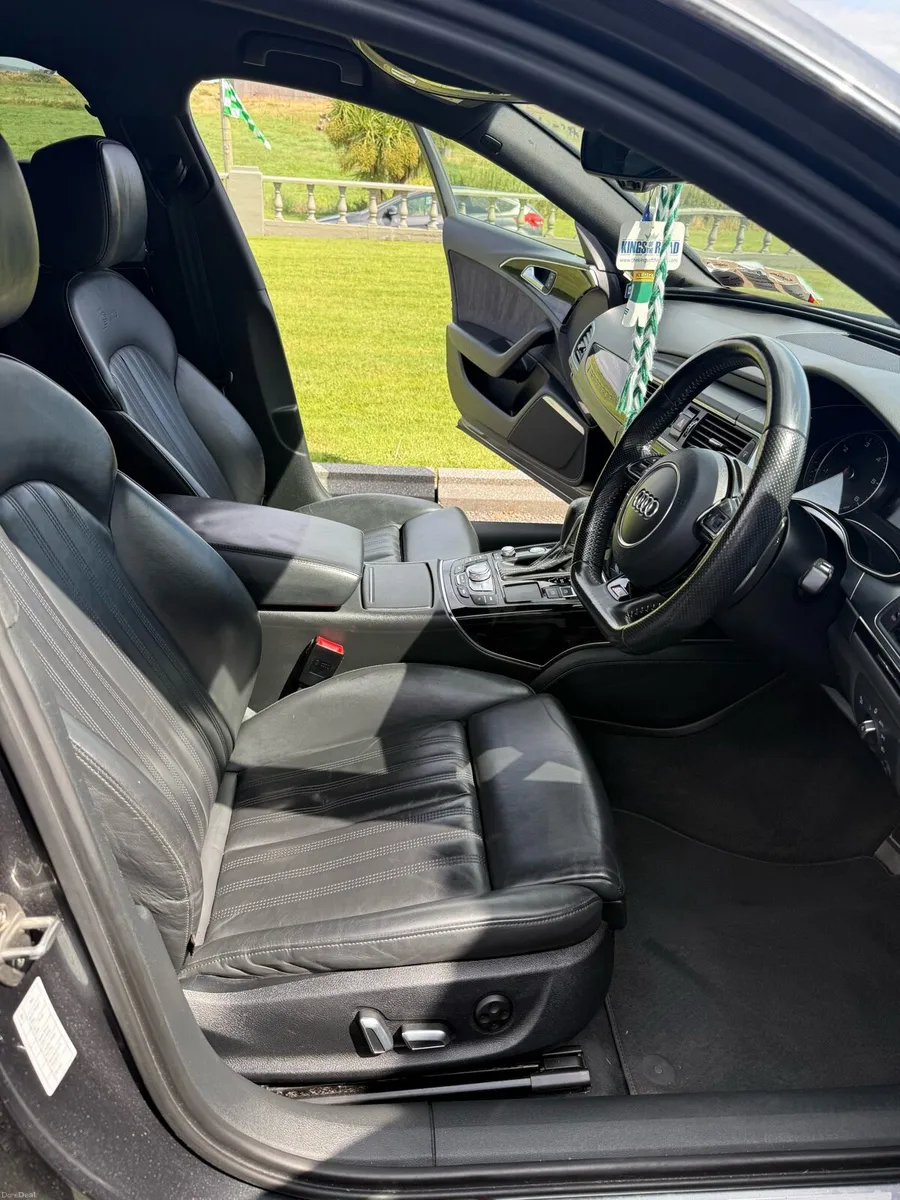 2017 Audi A6  S-Line Auto Black Edition - Image 5