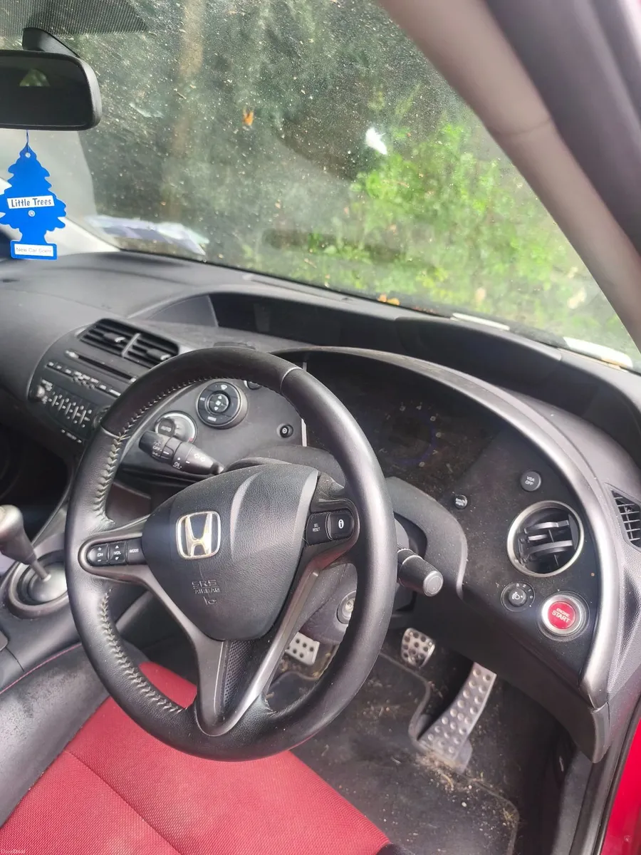 Honda Civic 2010 - Image 3