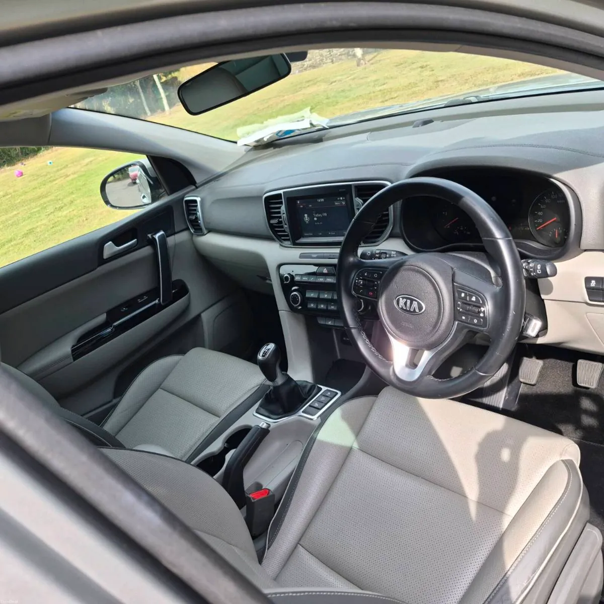 Kia Sportage 2017, Nct'd & taxed - Image 5