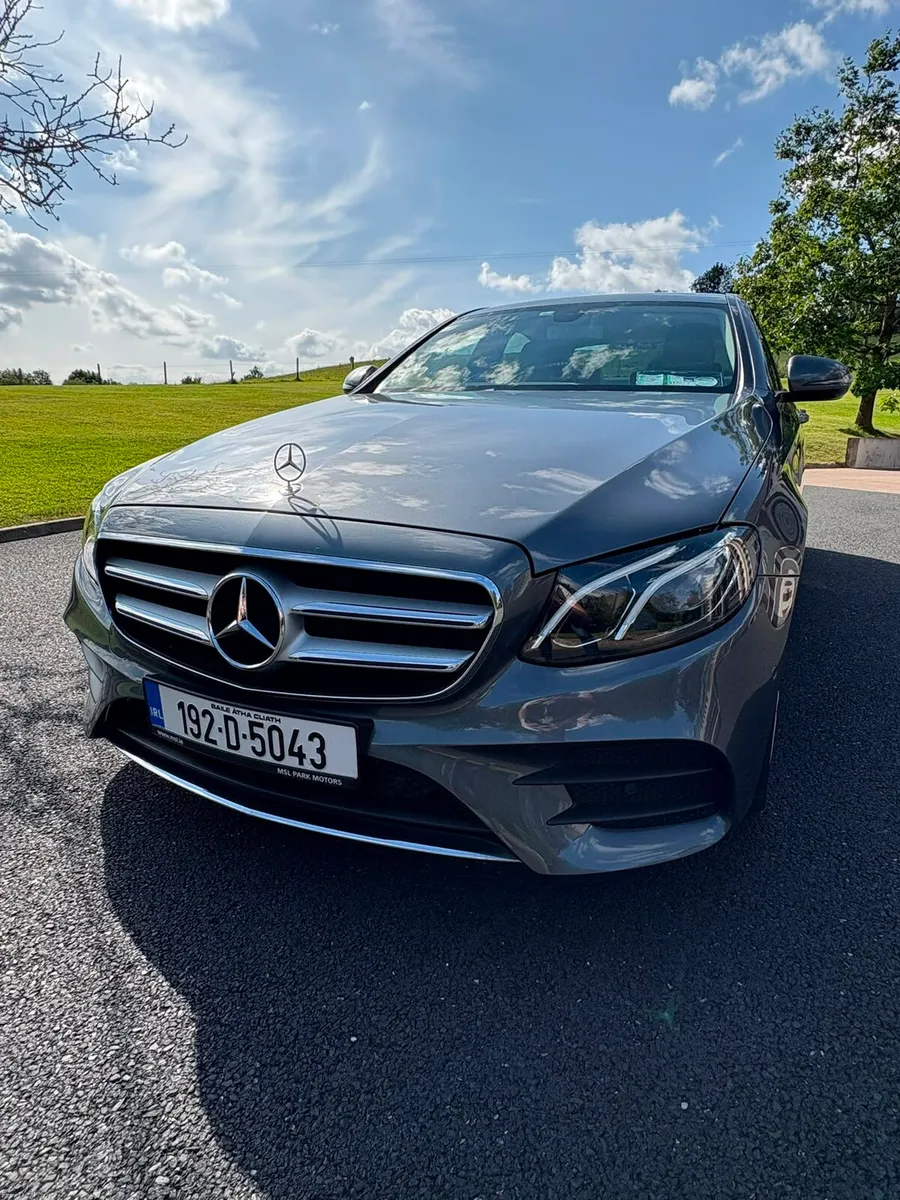 Mercedes E220D - Image 2