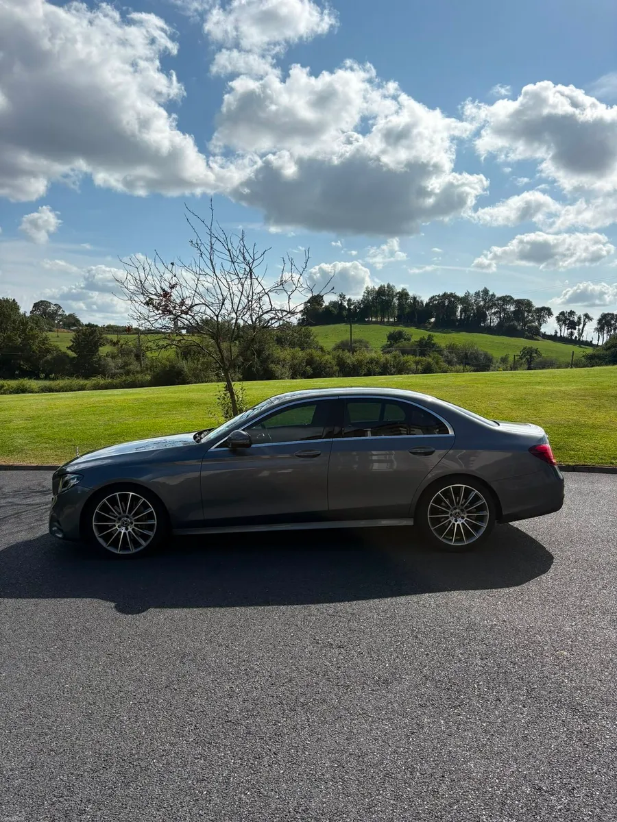 Mercedes E220D - Image 4
